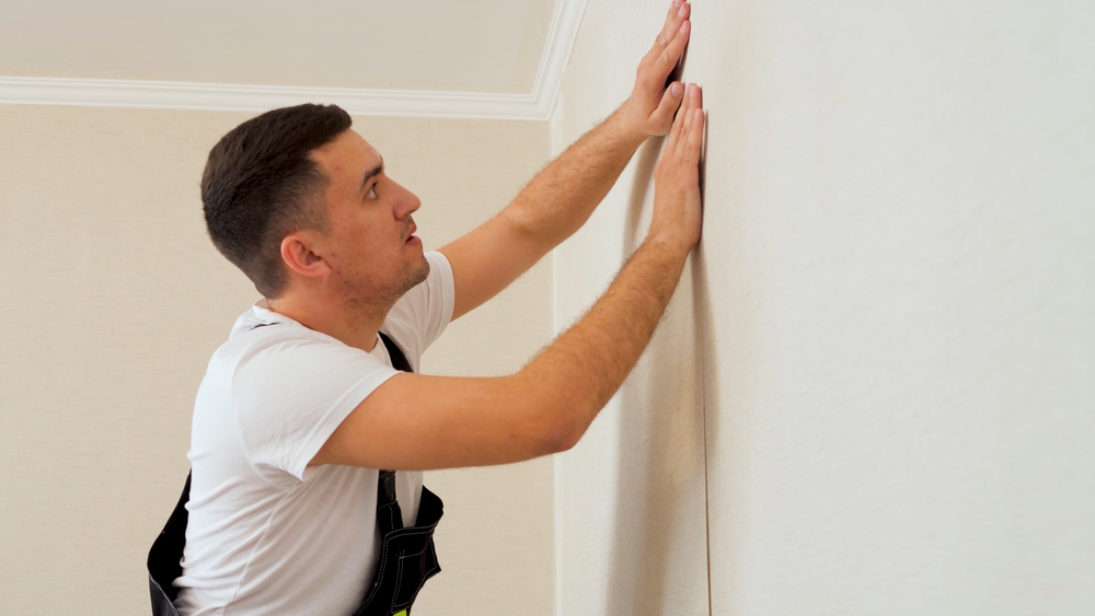 Renovlies laten aanbrengen in Spijkenisse met 10 procent korting door ervaren behangers.